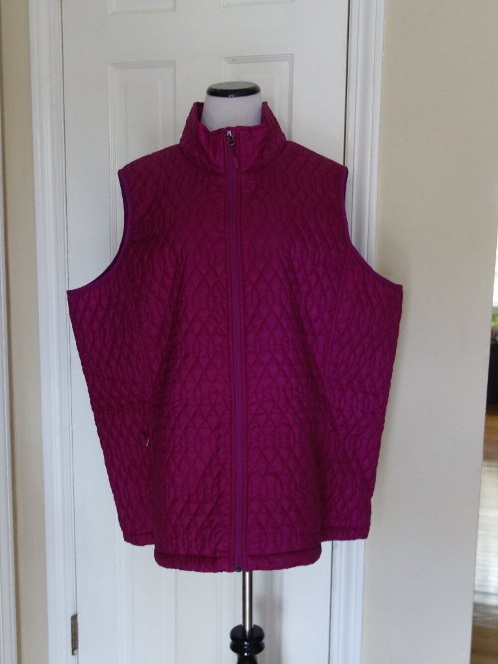 NWT LANDS END Quilted Mock Neck Full Zip Magenta Vest – Plus 3X